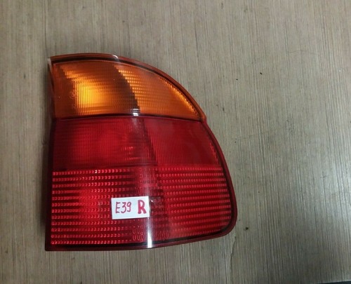 *** Rücklicht Rückleuchte R rechts außen BMW E39 Touring Bj.97-00 8371324