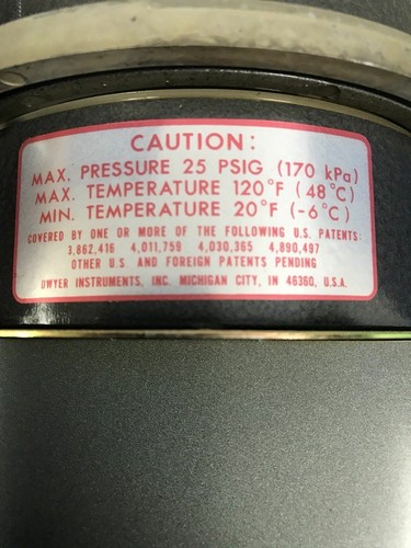 Dwyer 3000MR Photohelic Gauge 0-50mm / 0-0.5kPa Water, w/ Mounting Panel Used - Picture 5 of 9