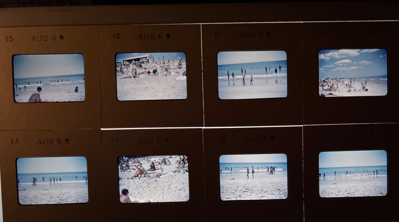 Lote de 8 Ocean Beach 1969 35 mm toboganes, tomar el sol, familias, nadar