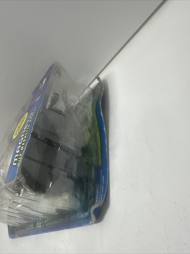 X-Men Evolution (2000) Magneto with Sphere Action Figure Toy Biz Damaged Box - Picture 11 of 13