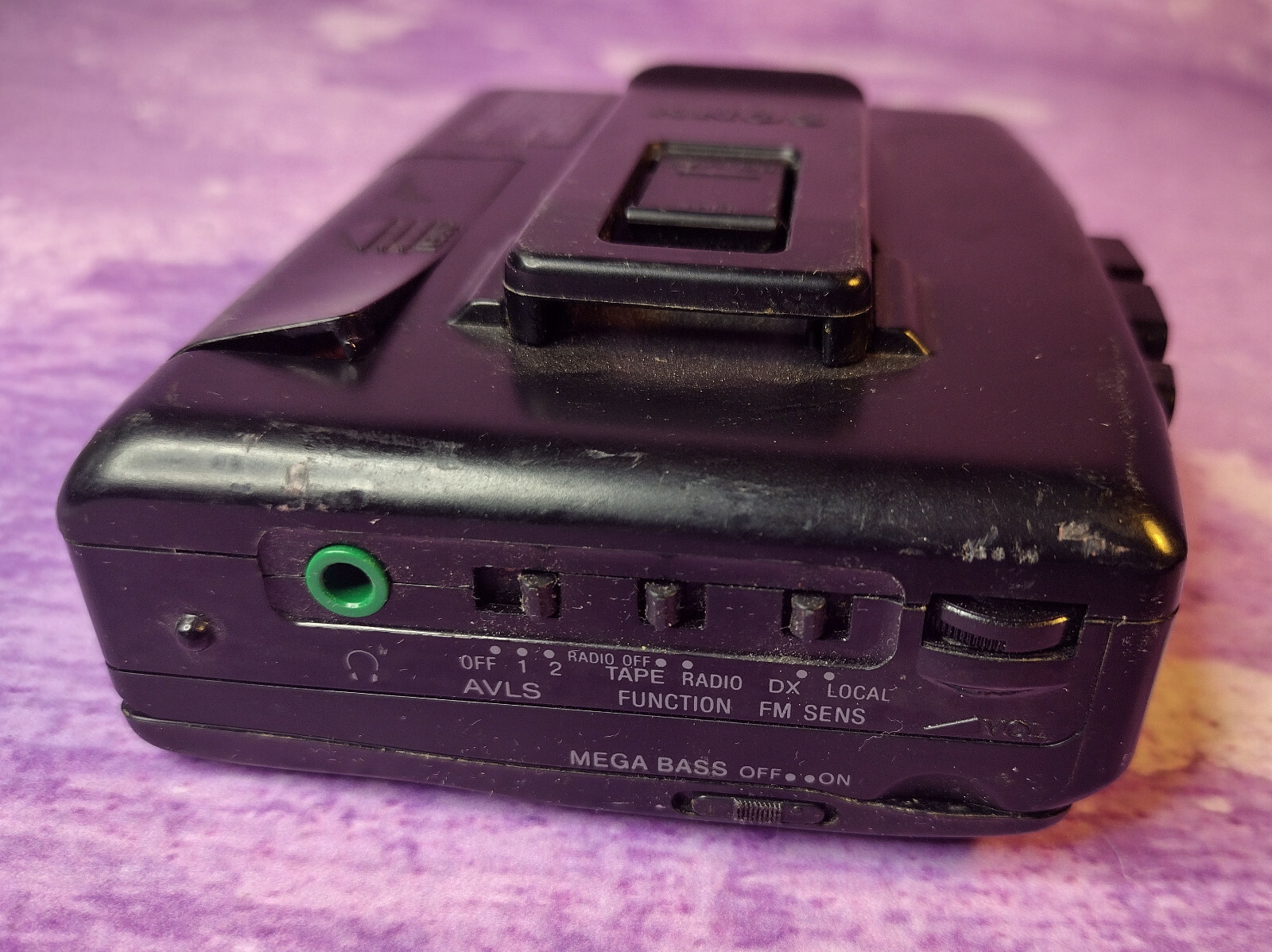 Sony Walkman Mega Bass WMFX403 FM/AM Radio Works Cassette Player Not