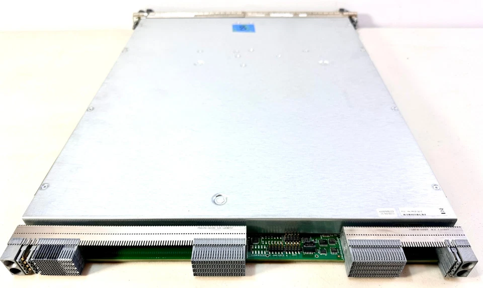 Juniper Networks MX-MPC2-3D MPC Module w/ x2 MIC-3D-20GE-SFP Exp Slots #8 - Image 2 of 4