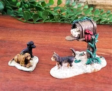 Lang & Wise Folk Villages Joy of Christmas Labrador Dogs & Cat By Mailbox NOS