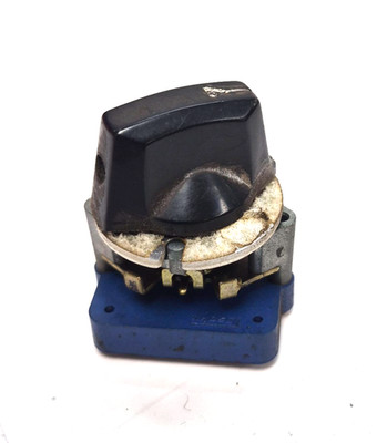 TOSOKU DP-SERIES ROTARY BINARY CODE SWITCH S 27.69°-ANGLE 0-12 15-25V (AC/DC)