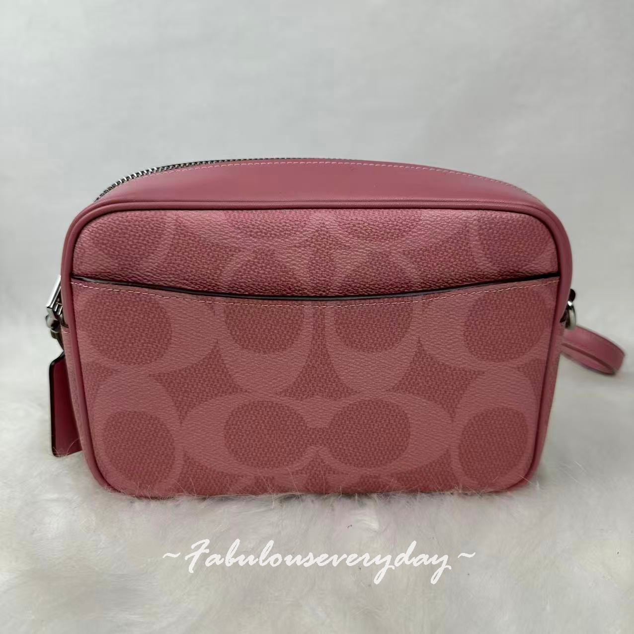 Coach Jamie Camera Bag Crossbody In Maxi Signature Canvas Dusty Pink CCK73 NWT image 3