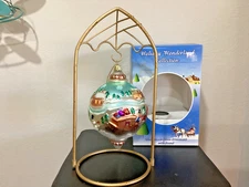 Huge 6.5” Santa’s Best 2002 Holiday Wonderland GLASS Christmas Ornament w/ STAND