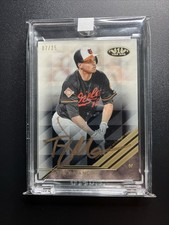 2018 Topps Tier One - Break Out Autographs - Trey Mancini #BA-TM Gold Ink 7/25