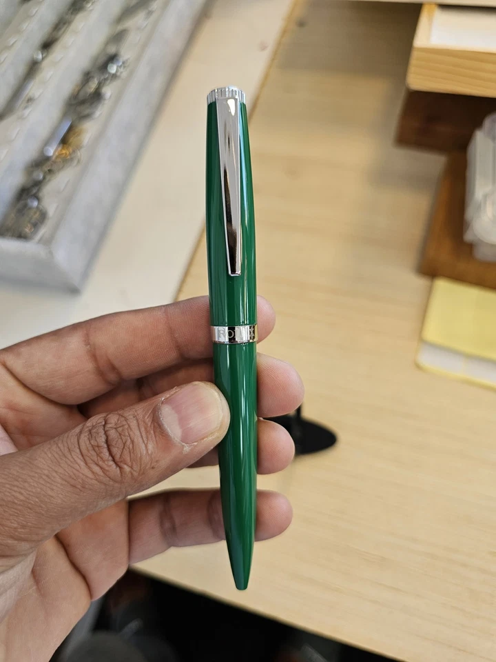 Penna Verde ROLEX da Collezione – Elegante e Rara - Immagine 3 di 4