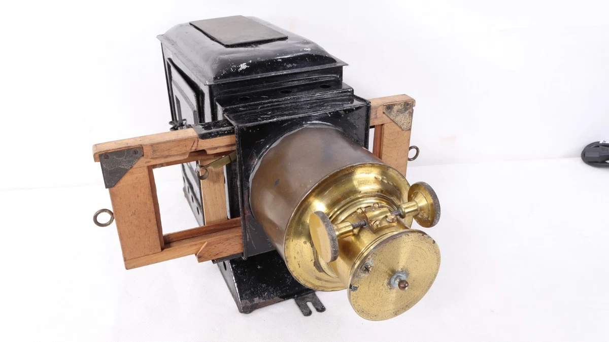 Rare Lanterne Magique / Projecteur Reichert Austria - Musée - Objectif Diasolar - Pour Pièces
