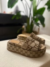 Original  Gucci Pantoletten GG Platform Slides  Gr. 38 Beige/Braun Neupreis 829€
