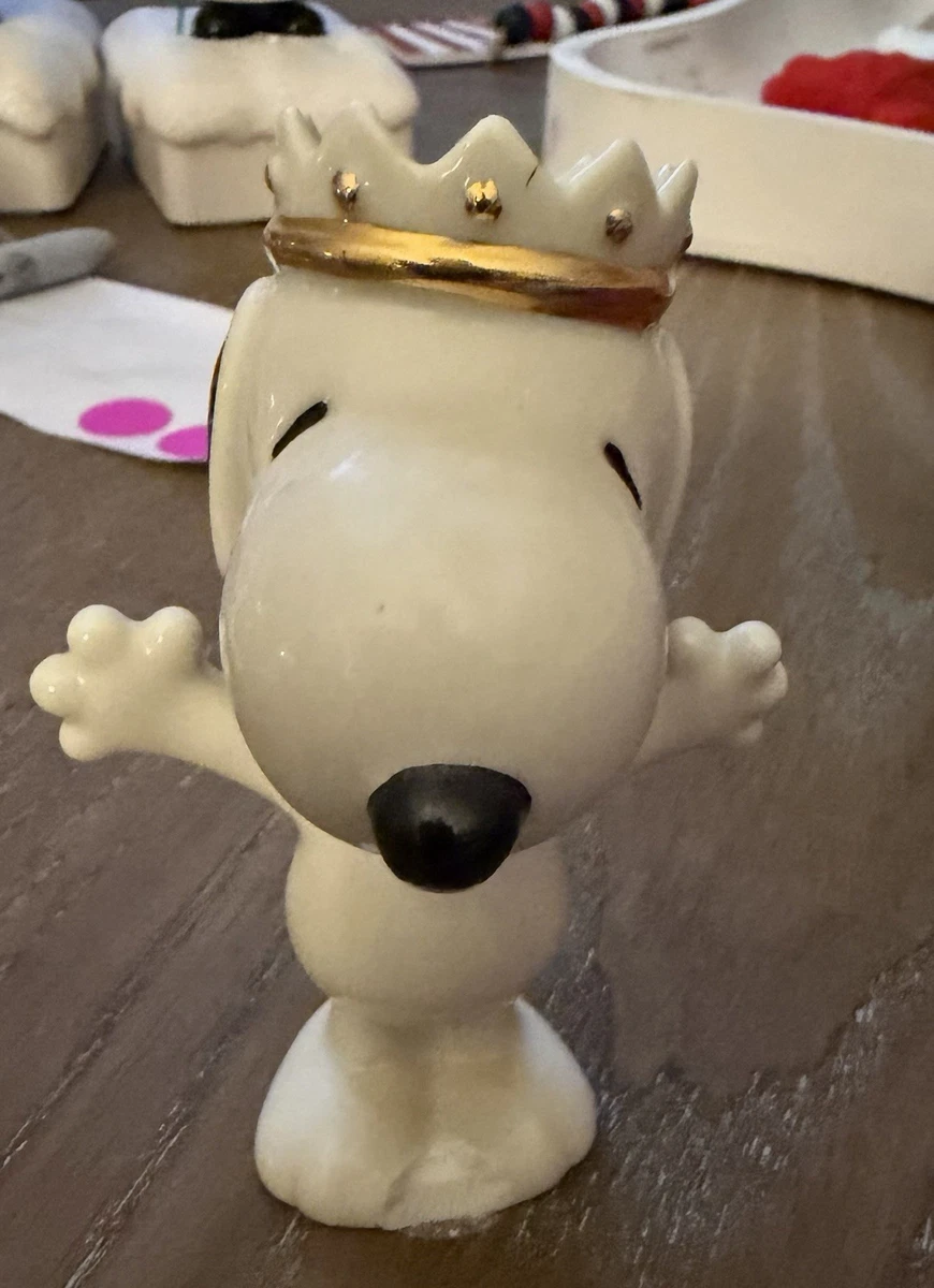 スヌーピー 王冠 置物　レノックス 25+ Lenox Snoopy Figurines for sale | Updated Oct 2026