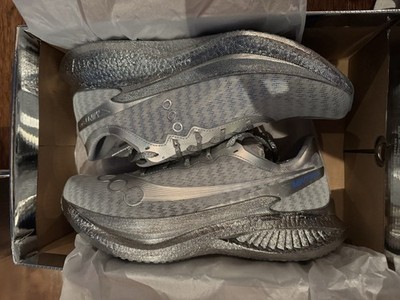 Saucony Endorphin Pro 5 Men's US 13 Medium Running Sneakers Silver/Blue
