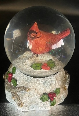 Red Cardinal Bird Christmas Scene Holly Tree Branch Snow Globe