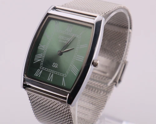 Vintage Seiko Slim Quartz  Men's Wrist Watch - Comes With New Battery, New Band