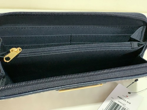 NEW! TOMMY HILFIGER BLUE RED WHITE SIGNATURE LOGO ZIP AROUND CLUTCH WALLET $68 - Picture 5 of 5