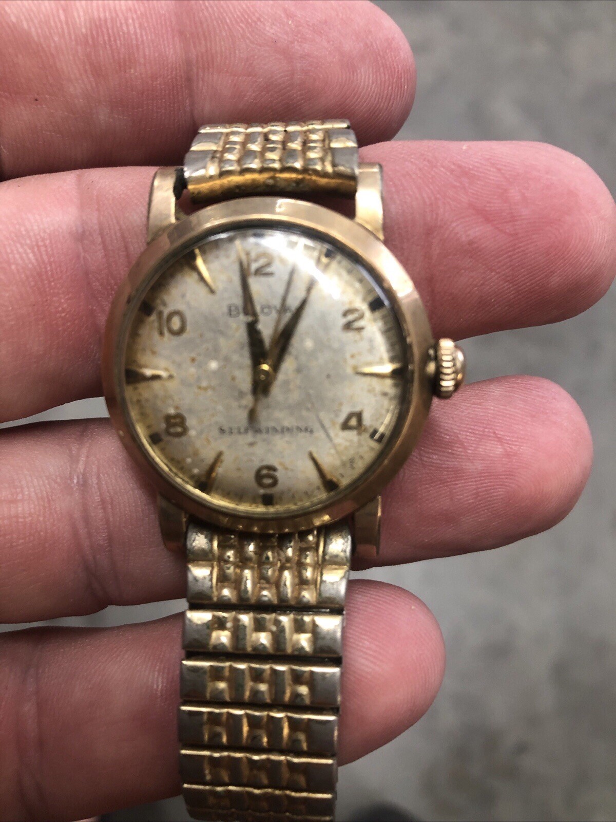 VINTAGE  AUTOMATIC BULOVA  L6 ,RUN GREAT