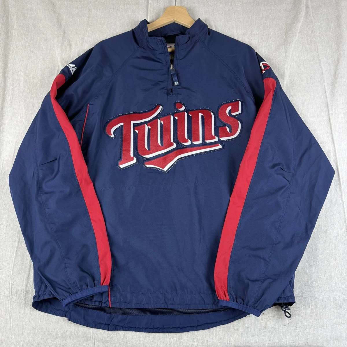 ミネソタ・ツインズ　Majestic　MLB 　ジャケット Men's Minnesota Twins Majestic Navy On-Field Therma Base Thermal