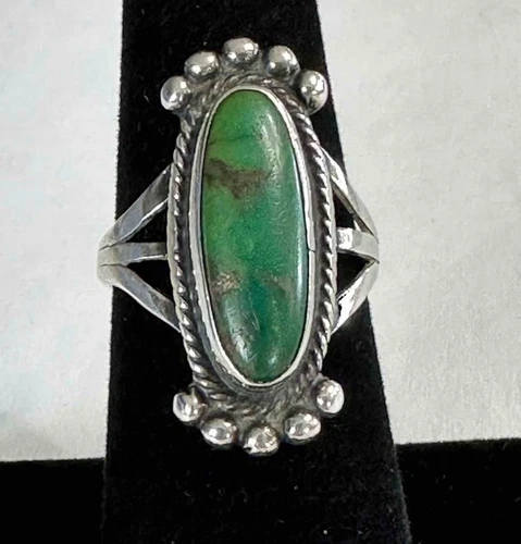 Southwest Native American Design Sterling Silver Bead & Green Turquoise Ring