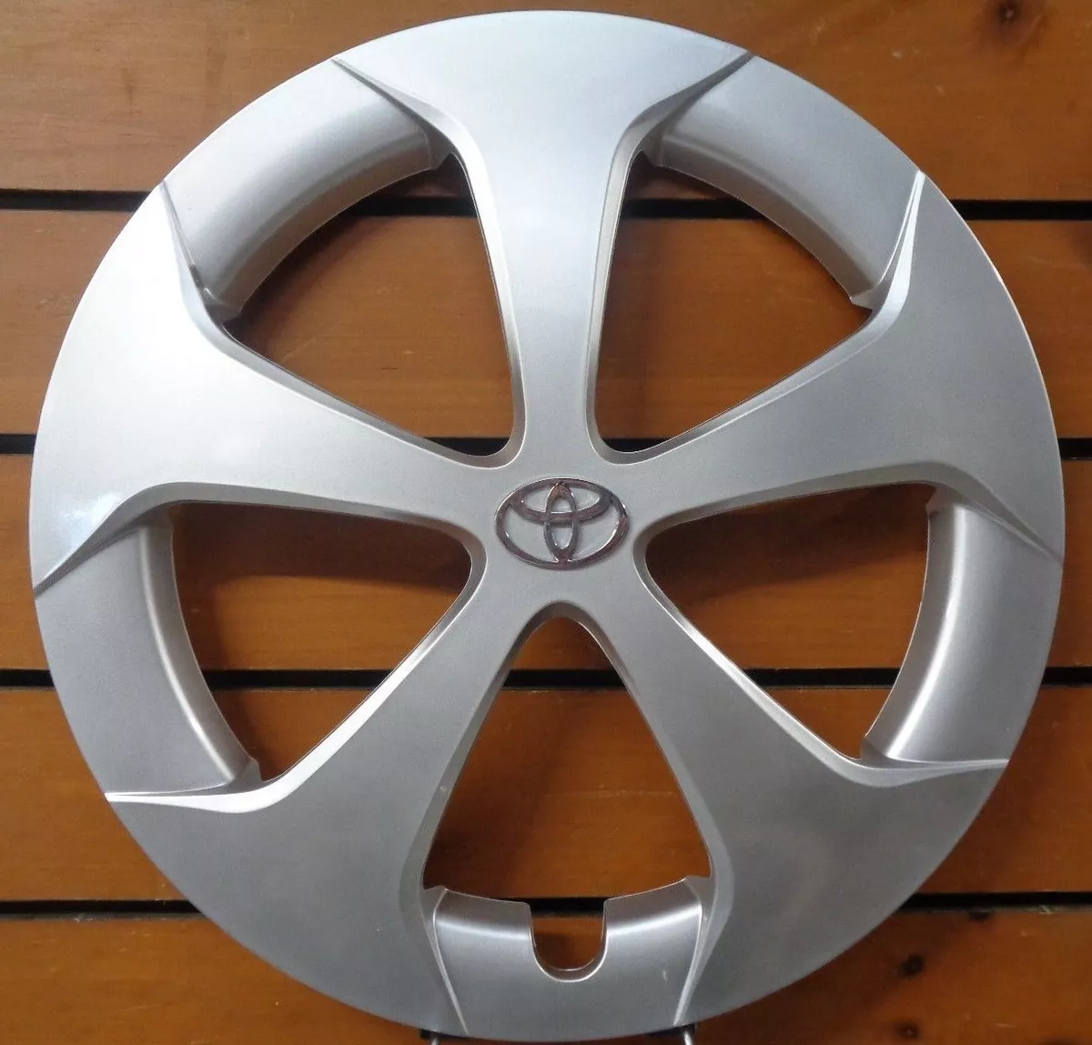 2013 prius wheel cover deals