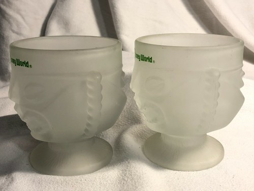 2 Vintage Walt Disney World 70's Polynesian Village Frosted Tiki Glass Mugs Cups - Picture 4 of 8