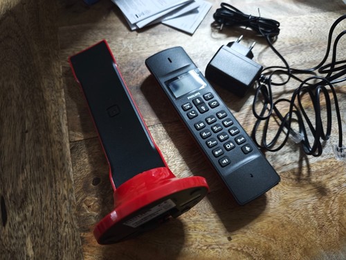 Philips 4000 Serie M4501R/34, Schnurloses Festnetztelefon, 1,6'' Display - Zdjęcie 5 z 8