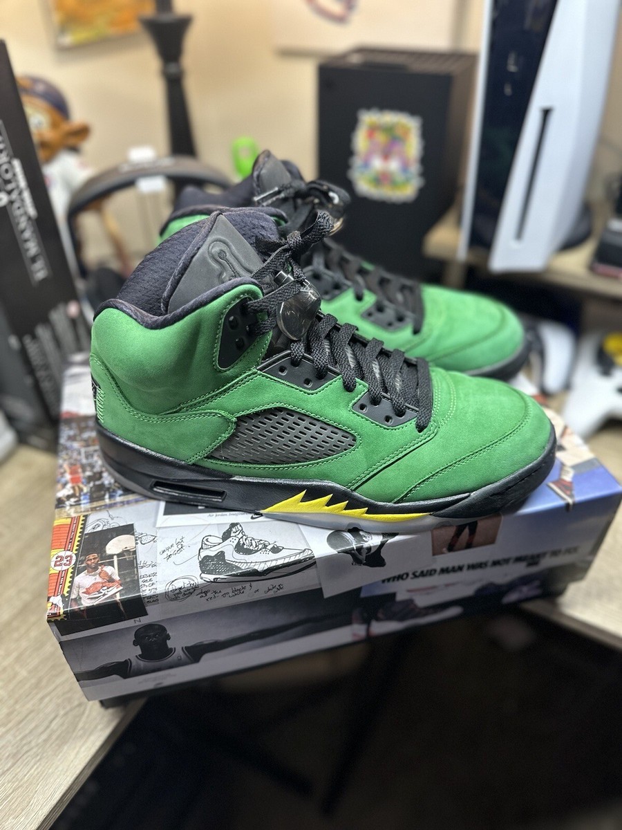 シューズ(男性用) NIKE AIR JORDAN 5 Retro Air Jordan 5 Retro Men's Shoes. Nike ID