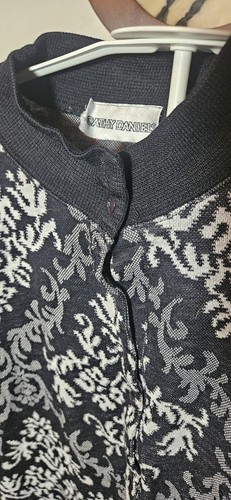Women’s VTG Black Gray Floral Pullover Cardigan 1/2 Button Sweater Whimsy Goth - Picture 3 of 5