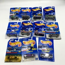 Lot of 11 Hot Wheels (see description for car details) bag 6