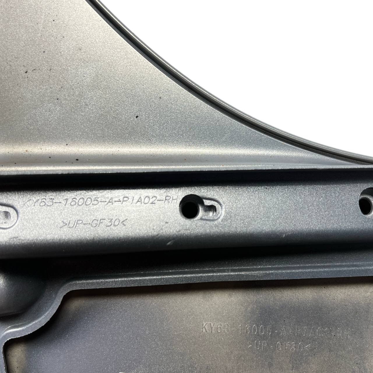 2018 2019 2020 2021 ASTON MARTIN VANTAGE FRONT RIGHT PASSENGER FENDER PANEL OEM