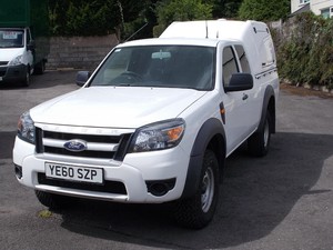 Ford-Ranger-2-5TDCi-4x4-a-c-XL-SUPERCAB-PICKUP