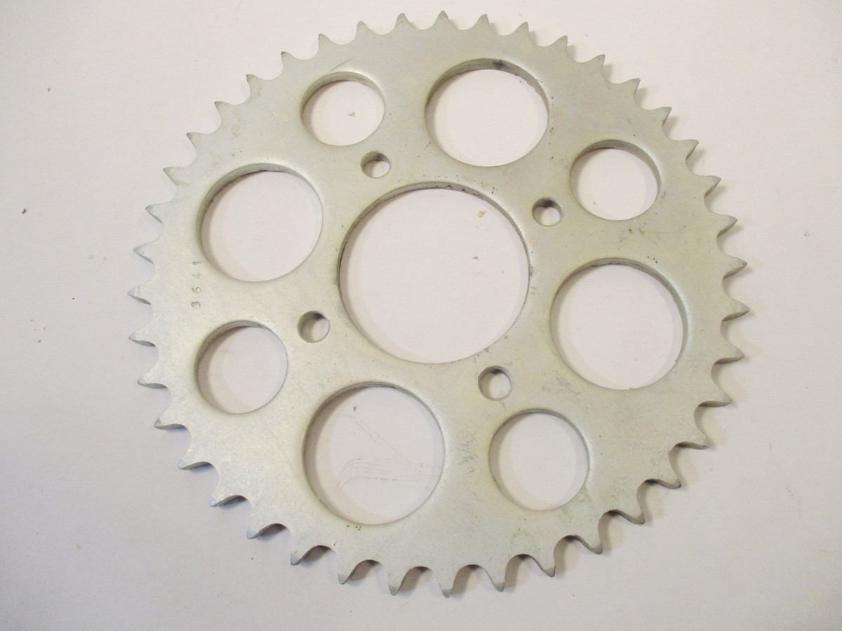 。 HONDA CB750 K F 1977 1978 1979 NOS REAR SPROCKET 41 T 630 CHAIN 25