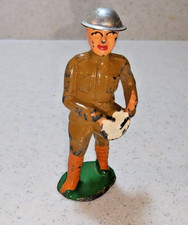 Barclay Manoil Soldier Drumming . Tin Helmet U4