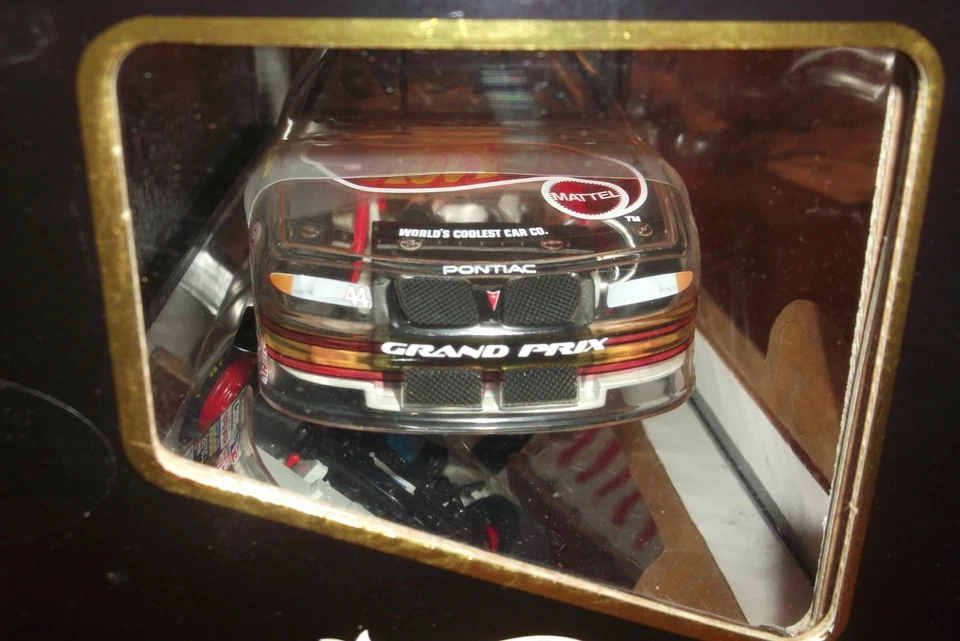 KYLE PETTY #44 HOT WHEELS SELECT TRANSPARENTE NASCAR HOT WHEELS CARRERAS 1:24 (59) Foto 3 de 4