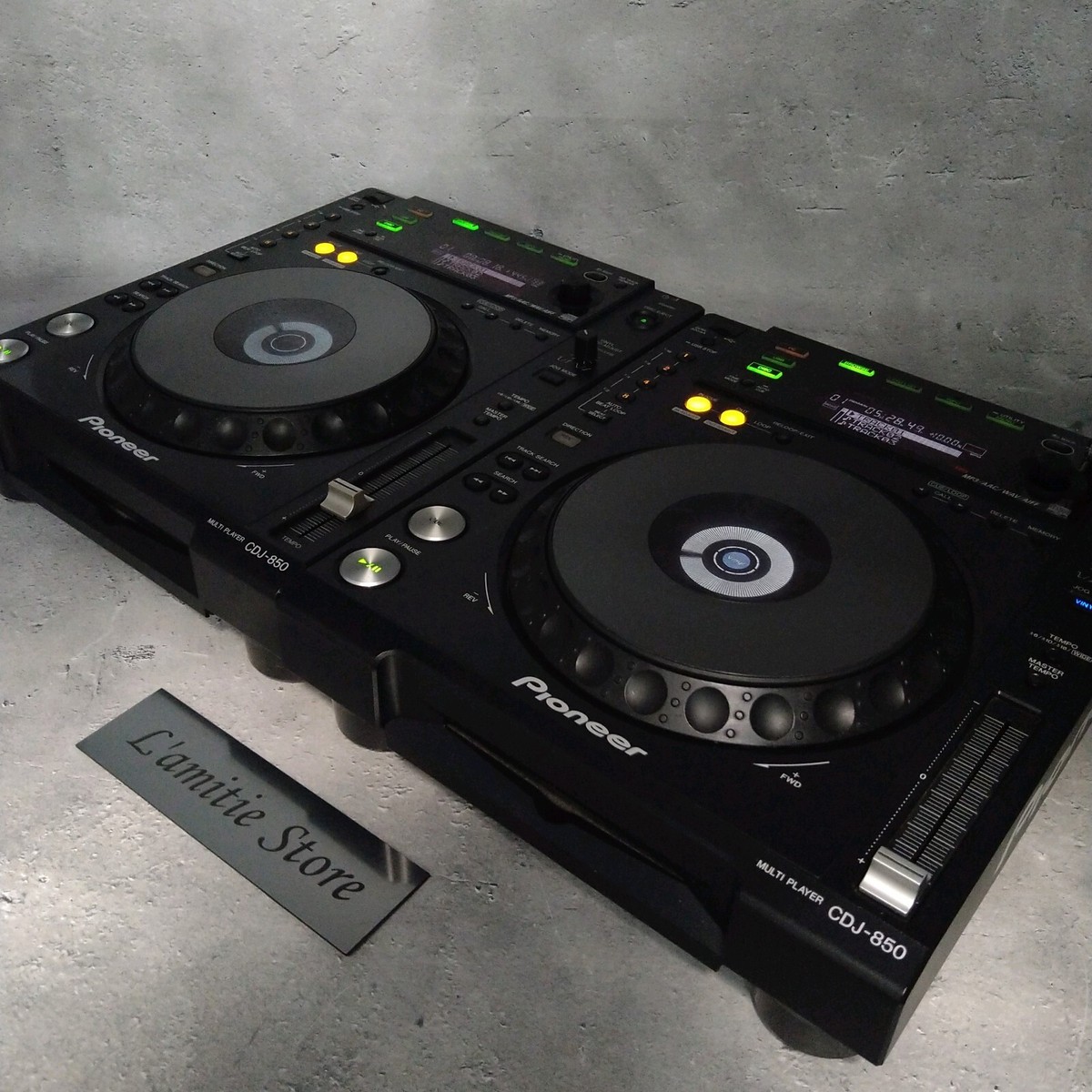 Pair 2x Pioneer CDJ-850 Professional DJ Player Digital Pair 2x Pioneer CDJ-850 Professional DJ Player Digital