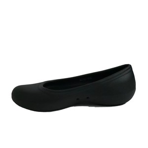 slip resistant flat shoes
