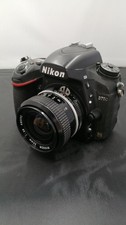 Nikon D750 DSLR full frame con impugnatura batteria MB-D16, 24,3 MP, usata