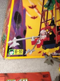 LEGO Castle: Witch's Windship (6037) Complete, With Box And Instructions.