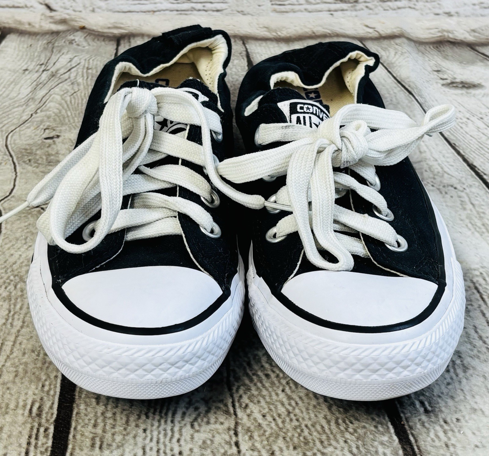 Converse All Star Low Top Black White Women’s Size 7 Shoes thumbnail 3