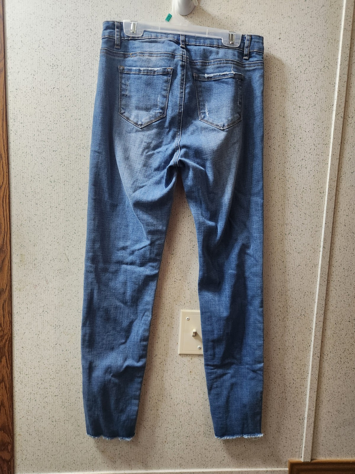Picture 4 of 8