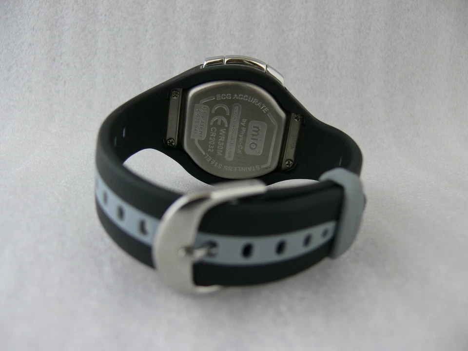 Reloj para mujer MIO Motiva Petite monitor de ritmo cardíaco banda negra/gris - GRAN REGALO Foto 4 de 4