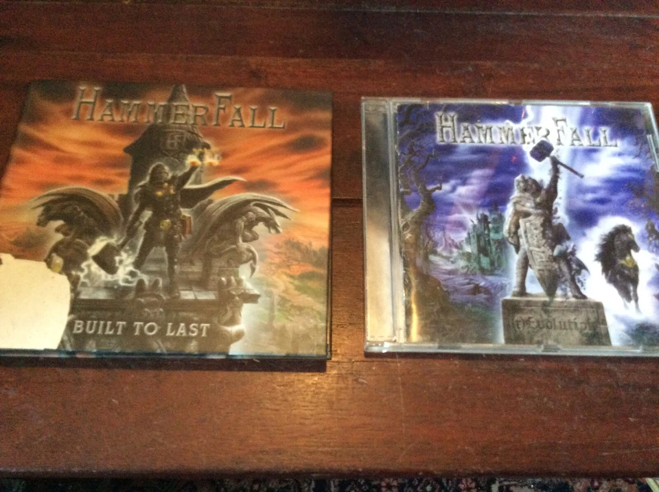 Hammerfall  [2 CD Alben] (R)Evolution + Built to Last (Mediabook ist beschädigt) - Bild 1 von 1