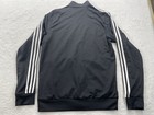 Foto 9 di 12
