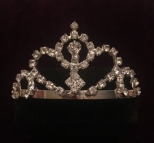 Small Comb Crystal Tiara see photo images as part of description.