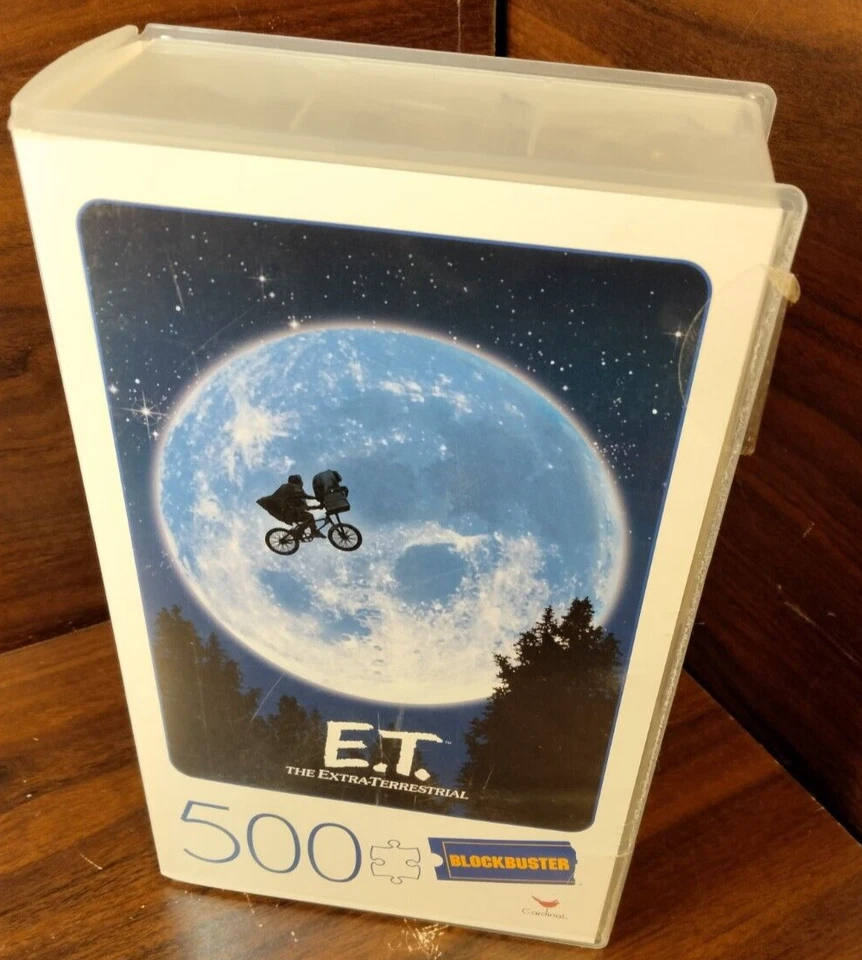 E.T. Movie 500-Piece Puzzle in Plastic Retro Blockbuster VHS Case-NEW-Free S&H - Image 2 of 4