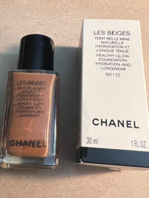 Chanel LES BEIGES HEALTHY GLOW FOUNDATION Hydration And Longwear BR132  30ml NIB
