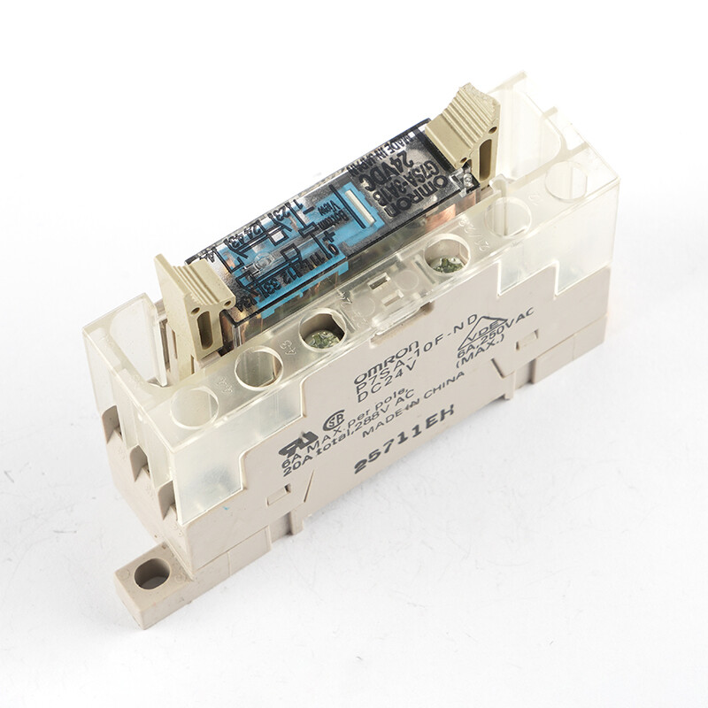 G7SA-3A1B 24VDC Safety Relay with P7SA-10F-ND Socket 6A G7SA-3A1B 24VDC Safety Relay with P7SA-10F-ND Socket 6A