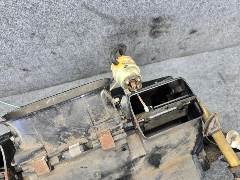 КОНДИЦИОНЕР ОТОПИТЕЛЬ КЛИМАТ-КОНТРОЛЬ ОСНОВНАЯ КОРОБКА MERCEDES R107 380SL 450SL 560SL OEM - Изображение 4 из 4