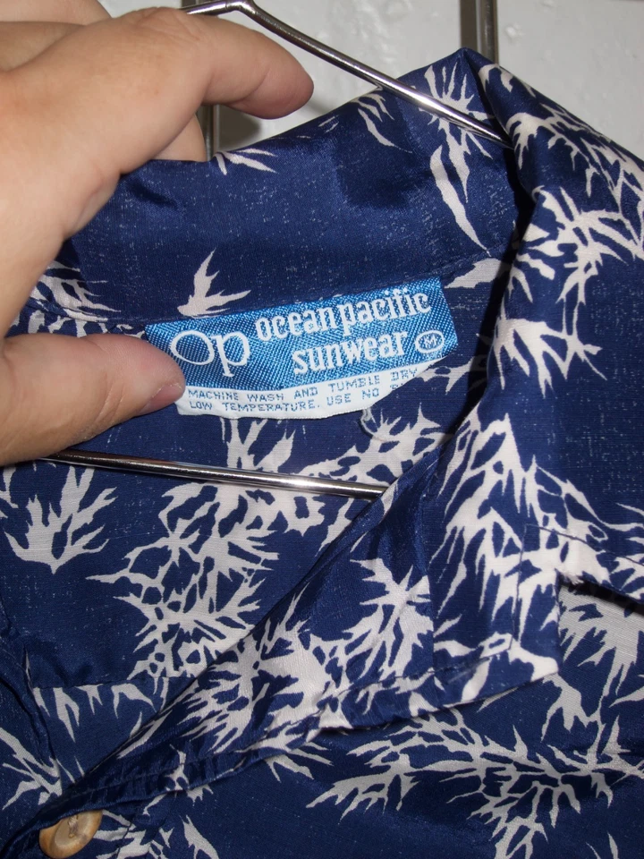 Vtg Ocean Pacific Hawaiian Button Up Shirt Medium - Image 2 of 3