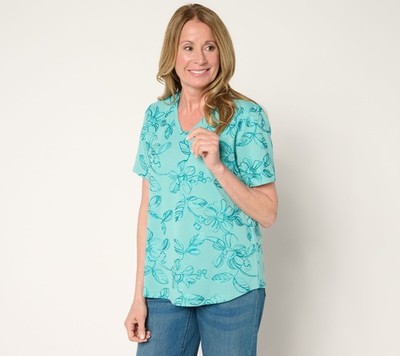 Denim & Co. Women's Top Sz M Ombre Embroidered Short Sleeve V-Neck Blue A690405