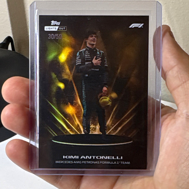Topps Lights Out Lumina Kimi Antonelli 30/50 Mercedes-AMG Petronas F1